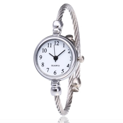 Simple silver women watches elegant small bracelet female clock 2018 new fashion brand roman dial retro ladies wrist watches gif