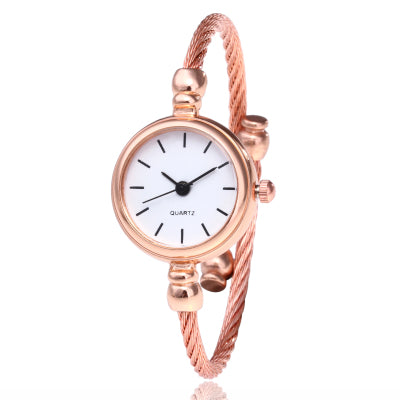 Simple silver women watches elegant small bracelet female clock 2018 new fashion brand roman dial retro ladies wrist watches gif